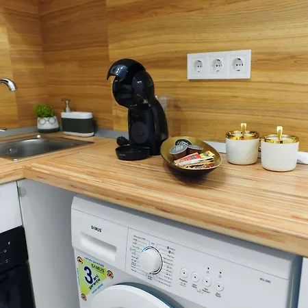 شقة فندقية Bella House 3*