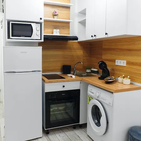 Bella House מלון דירות