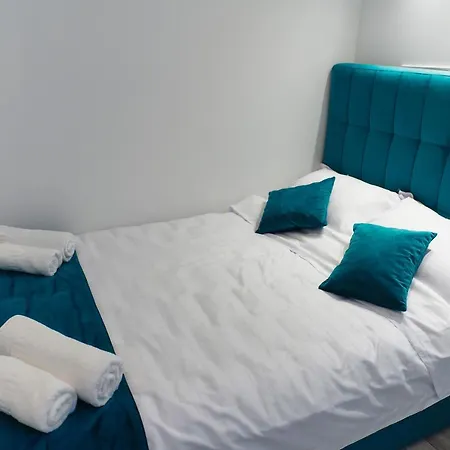 Bella House Gara - Centru Aparthotel 3*
