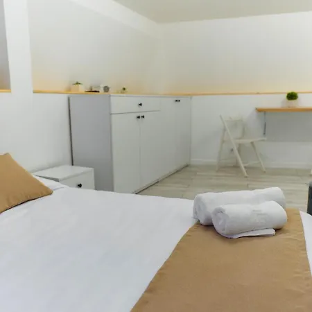 Bella House Gara - Centru 3*
