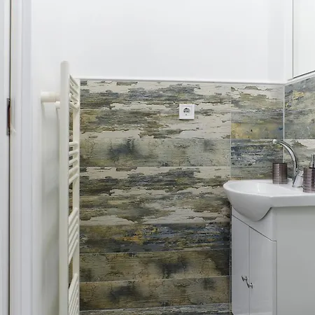 מלון דירות Bella House